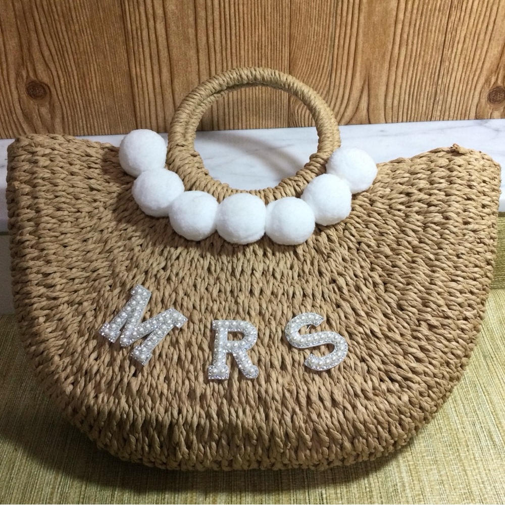 Wedding Straw Purse with Beaded "Mrs." Perfect
Honeymoon Purse